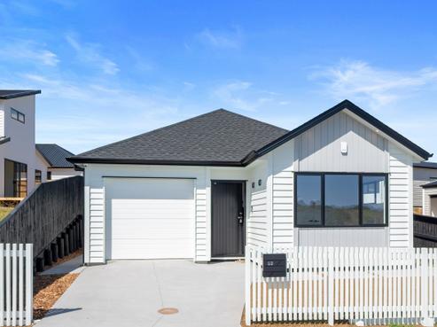 52 Whakairo Crescent, Gulf Harbour