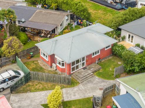 2/72 Barton Street, Woolston