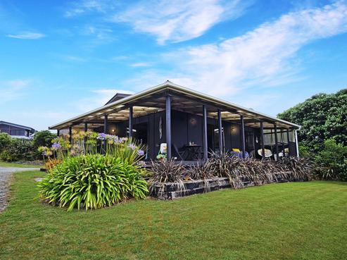 1 Hawken Street, Rapahoe
