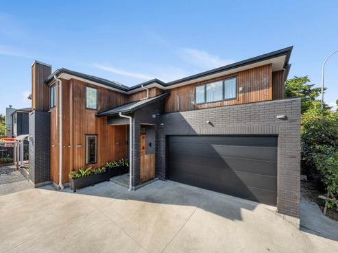 96 Gillies Avenue, Epsom