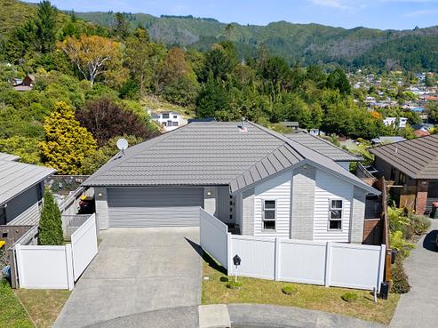 40 Speldhurst Grove, Stokes Valley