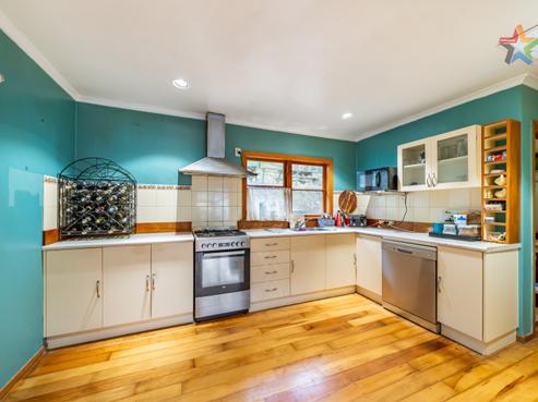 59 Coast Road, Wainuiomata