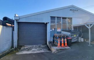 AFFORDABLE PENROSE 388M² WAREHOUSE
