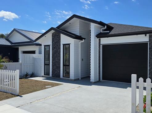 14 Hicks Road, Wainui