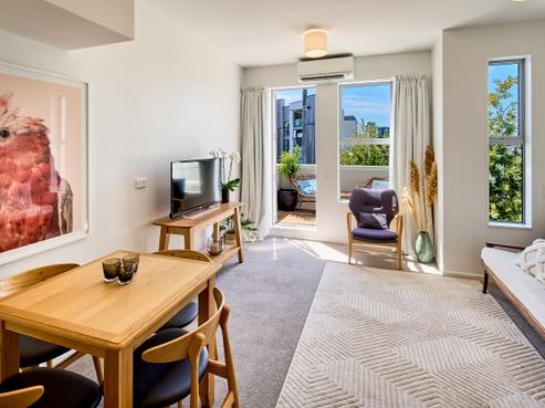 35 Karo Drive, Te Aro