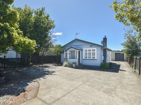 81A Malfroy Road, Victoria