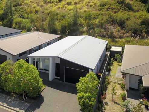 34 Saint Pauls Drive, Brookfield