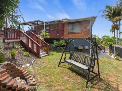 2/57 Nigel Road, Browns Bay