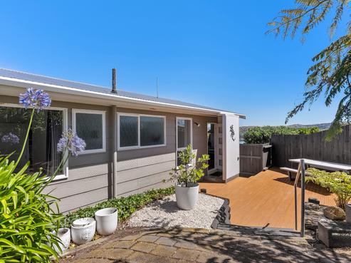 9A Colchester Crescent, Newlands