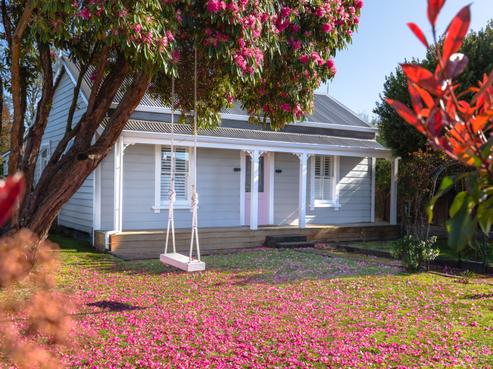 234 Main Street, Greytown