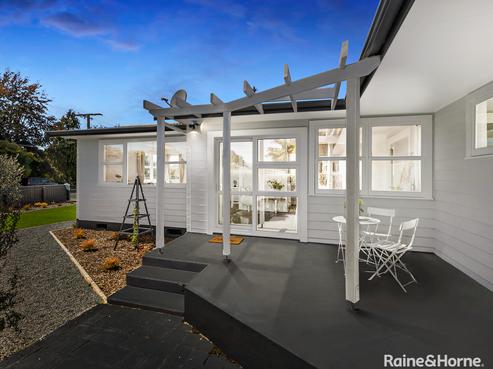10 Mahupuku Street, Greytown