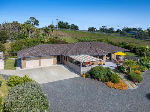 2 East Street, Mahurangi East