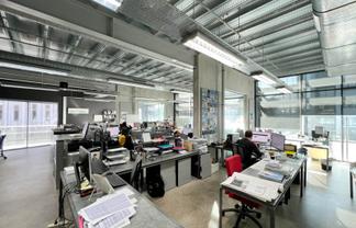MT EDEN OFFICE WITH INDUSTRIAL CHARACTER
