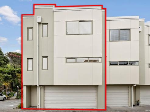 35/21 Hunters Park Drive, Three Kings