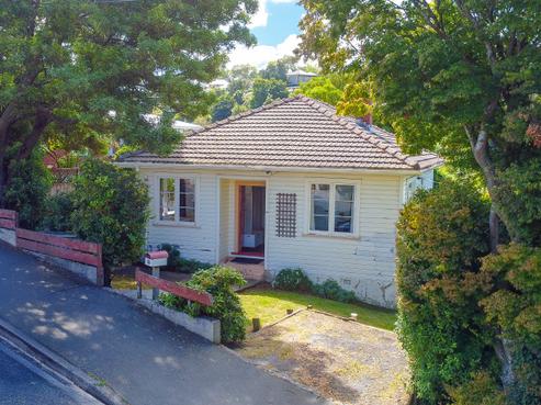 37 Glen Road, Mornington