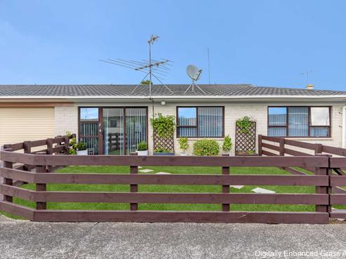 2/99 Seddon Street, Pukekohe