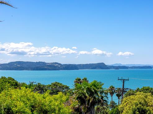 8 Duncansby Road, Stanmore Bay