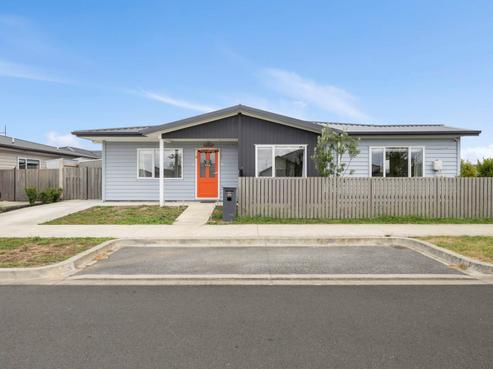 25 Whareatua Avenue, Takanini