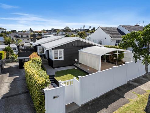 21 Blackett Crescent, Meadowbank