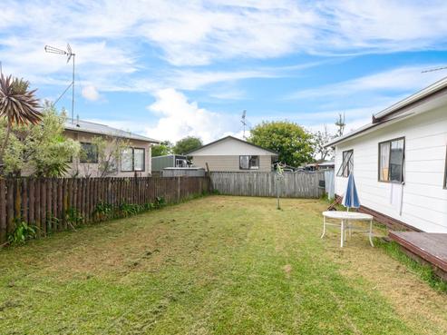 1/44 Shifnal Drive, Randwick Park