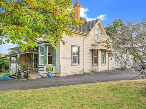 32 Hinemoa Street, Birkenhead