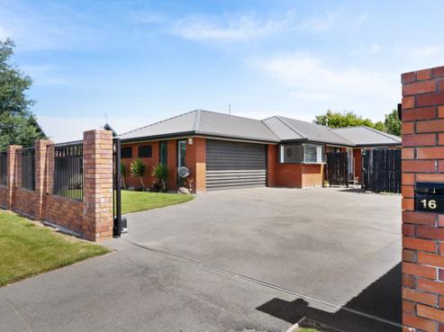 16 Colchester Place, Templeton