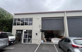 200sqm Albany industrial – to be refurbished