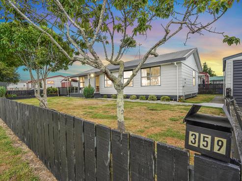 359 Kahikatea Drive, Dinsdale