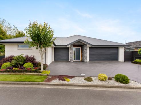 1 Ferdinand Terrace, Yaldhurst