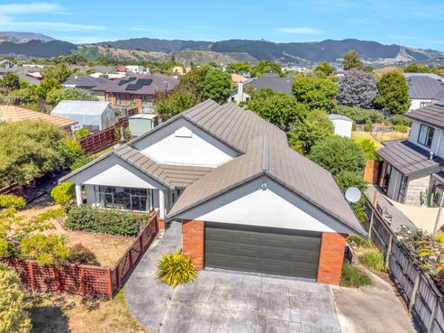 22 Cedar Drive, Paraparaumu Beach