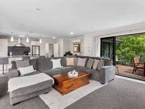 5 North Crest Drive, Onerahi