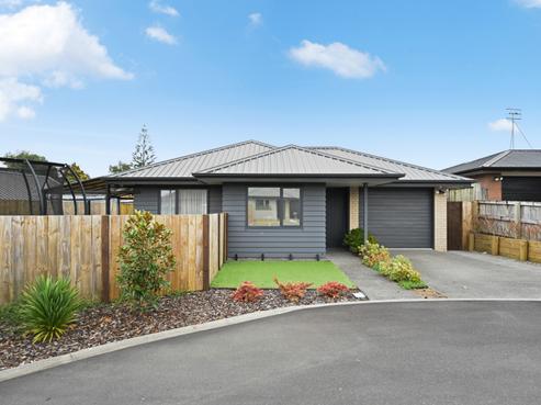 21 Taotahi Avenue, Dinsdale