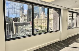 Quality Aon Centre office