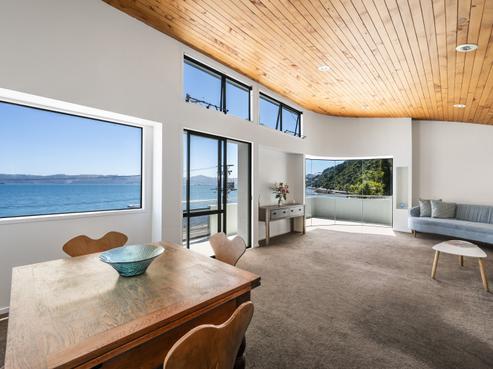 2/517 Marine Drive, Mahina Bay
