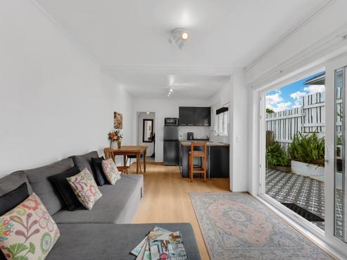 5/121 Atkin Avenue, Mission Bay