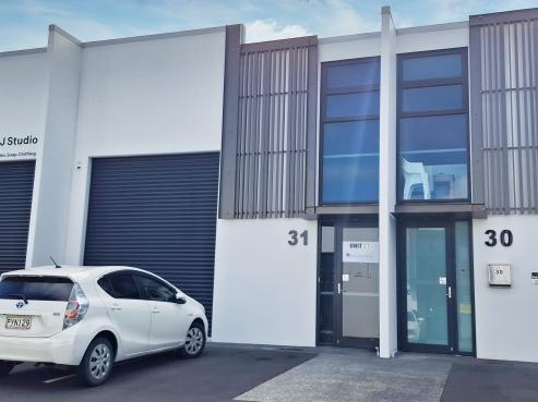 31/3 Oracle Drive, Albany