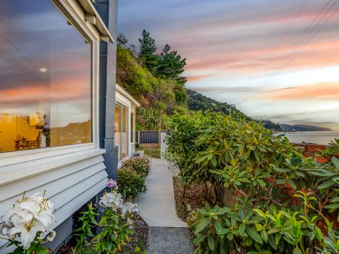 409 Marine Drive, Mahina Bay