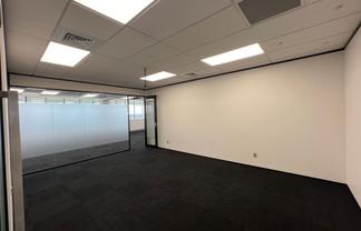 45 O'Rorke Road, Penrose: Prime Location, Refurbished Space