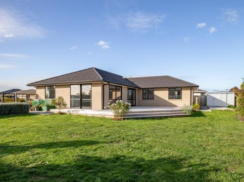 19 Costello Drive, Ngatea