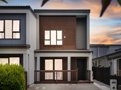 32B Kahui Parade, Karaka