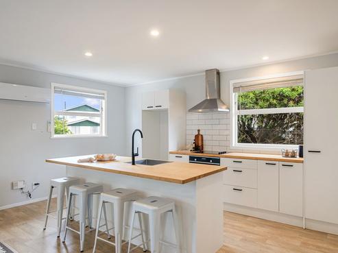 14 Rangiatea Street, Paraparaumu Beach