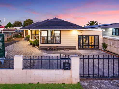 2/1 Barneys Farm Road, Clendon Park