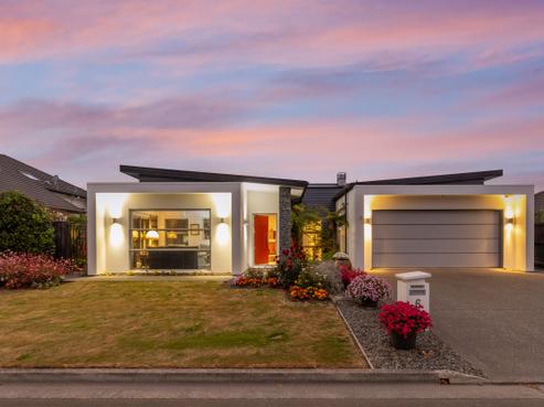 6 Brookfield Drive, Northwood