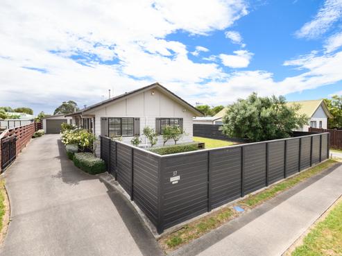57 Raglan Avenue, Cloverlea