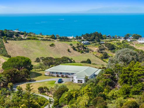 123 Sea View Road, Ostend