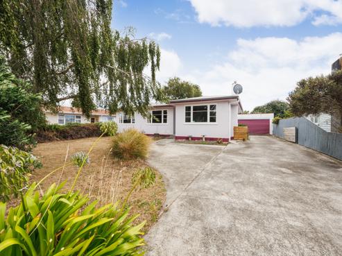 8 Duff Crescent, Highbury