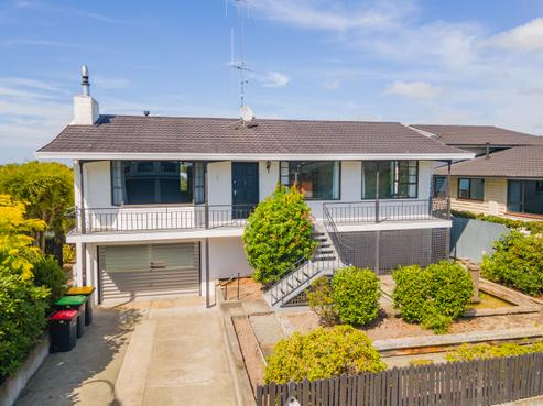 18 Roxburgh Street, Glenwood