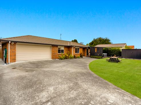 2B Shanley Crescent, Waiuku