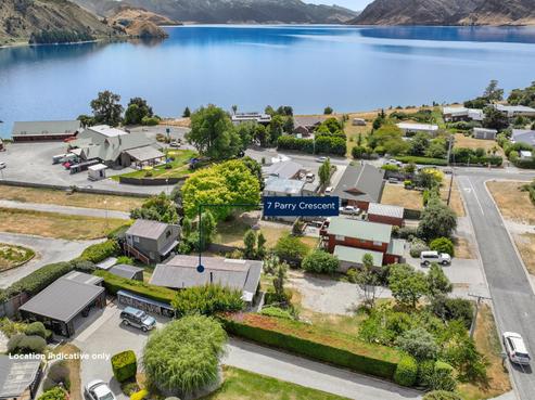 7 Parry Crescent, Lake Hawea