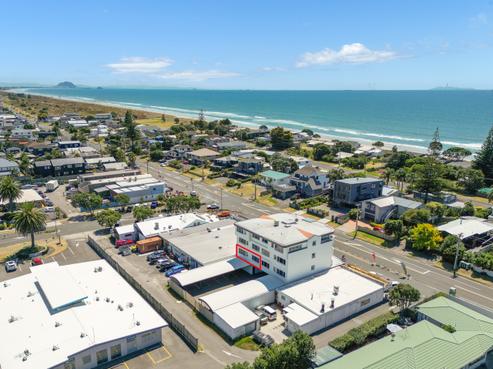 2/1086 Papamoa Beach Road, Papamoa